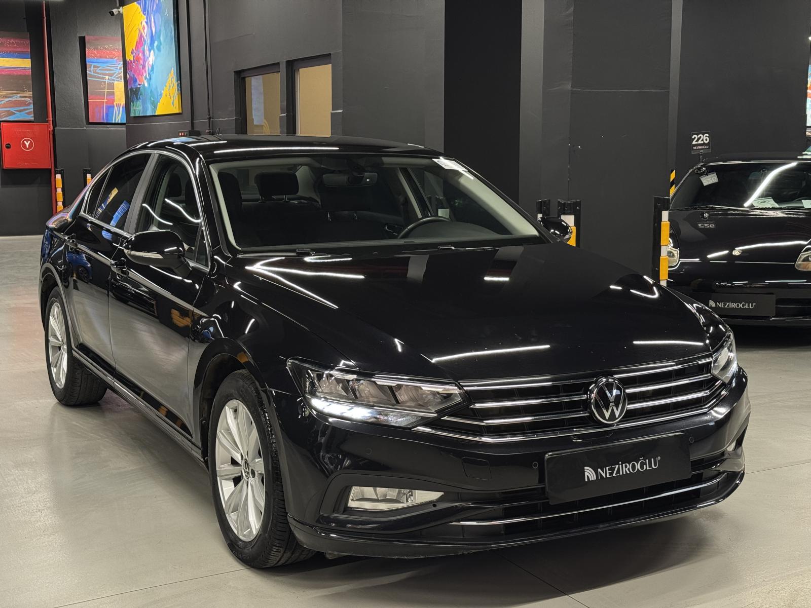 Volkswagen Passat (Business Sedan)